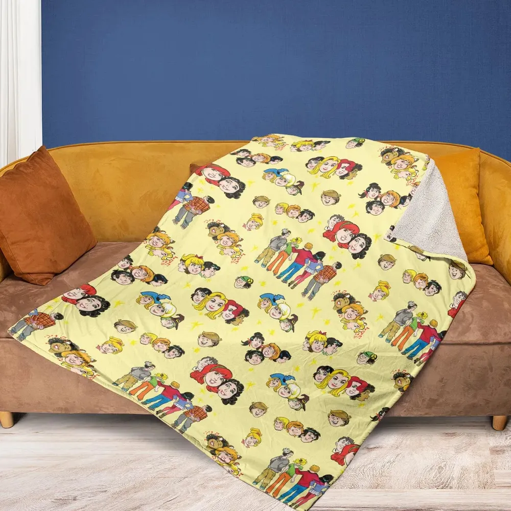 Nostalgic Cartoons in Archie Style Fleece Blanket - 2
