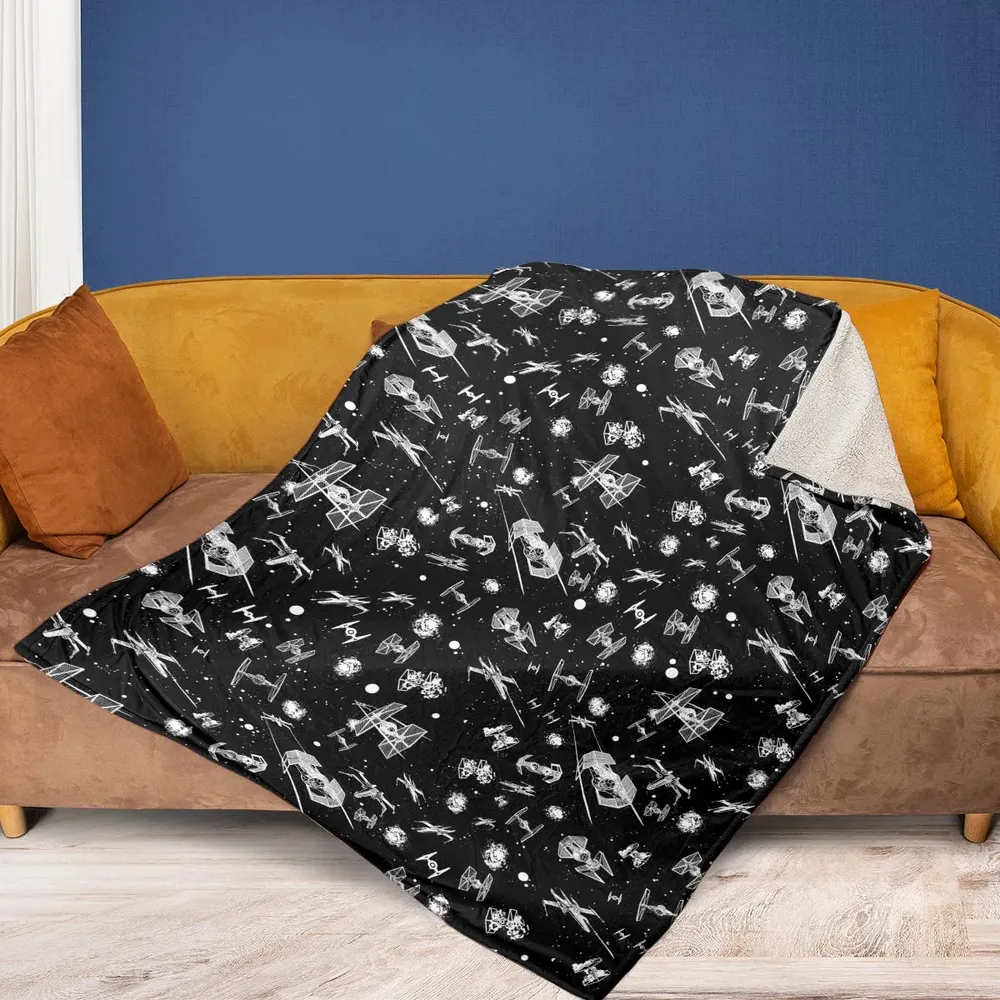 Space Ship Battle Star Wars Fleece Blanket - 2
