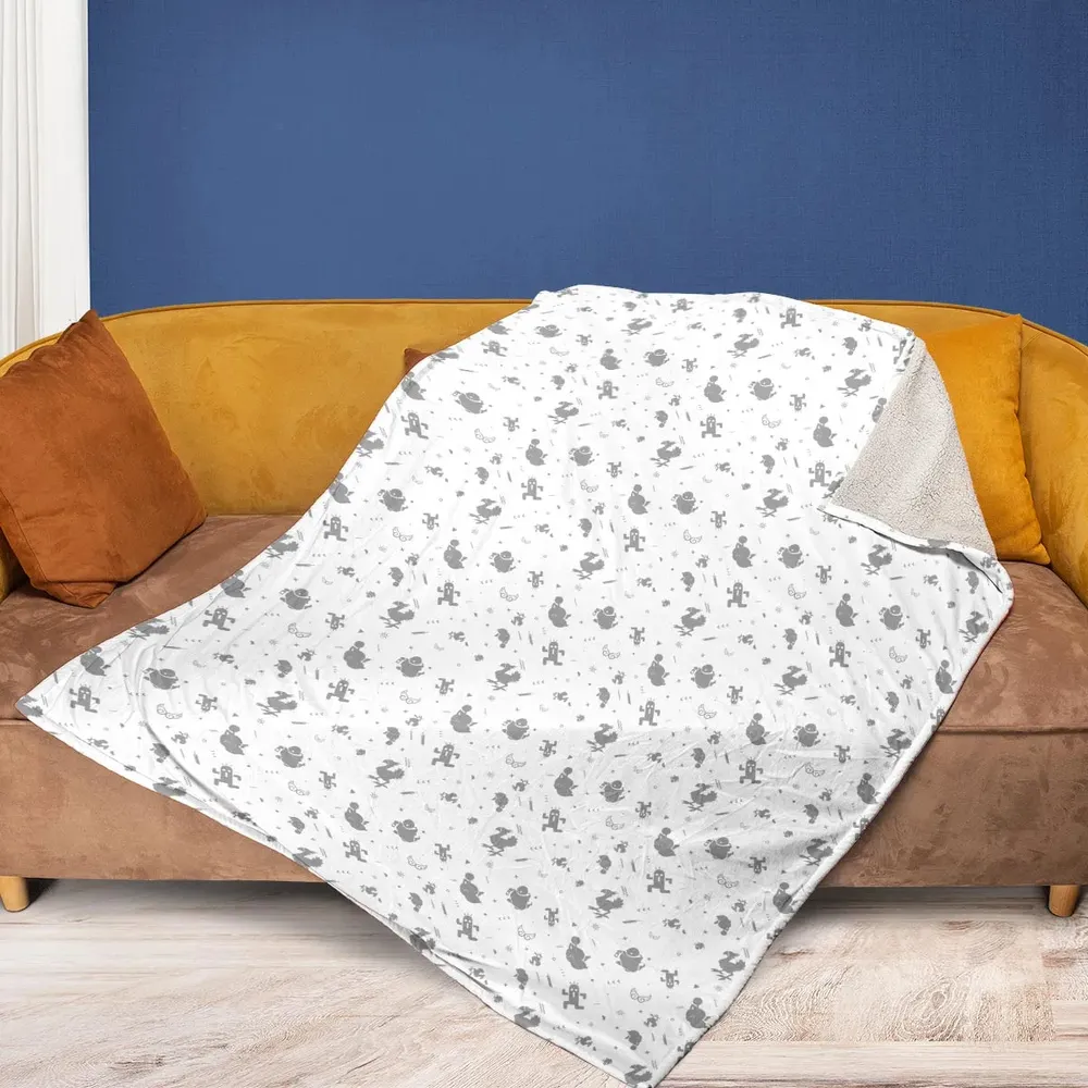 Final Fantasy Creatures Pattern Fleece Blanket - 2