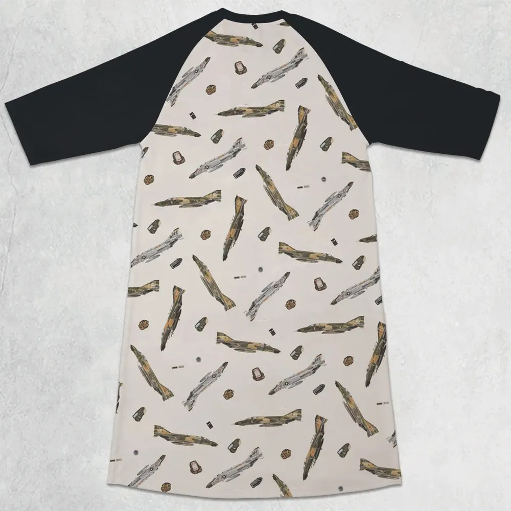 Tiger Lead 3/4 Sleeve Raglan Dress - 2
