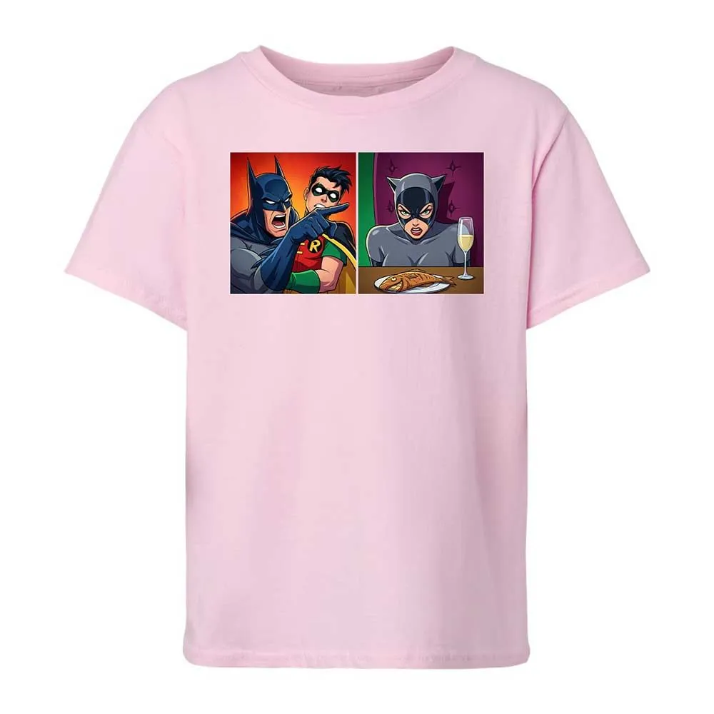 Bat Yelling at Catwoman - Light Pink - 7