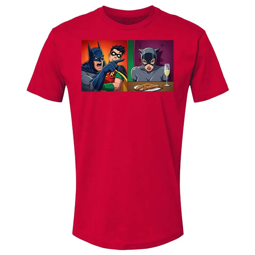 Bat Yelling at Catwoman - Red - 9