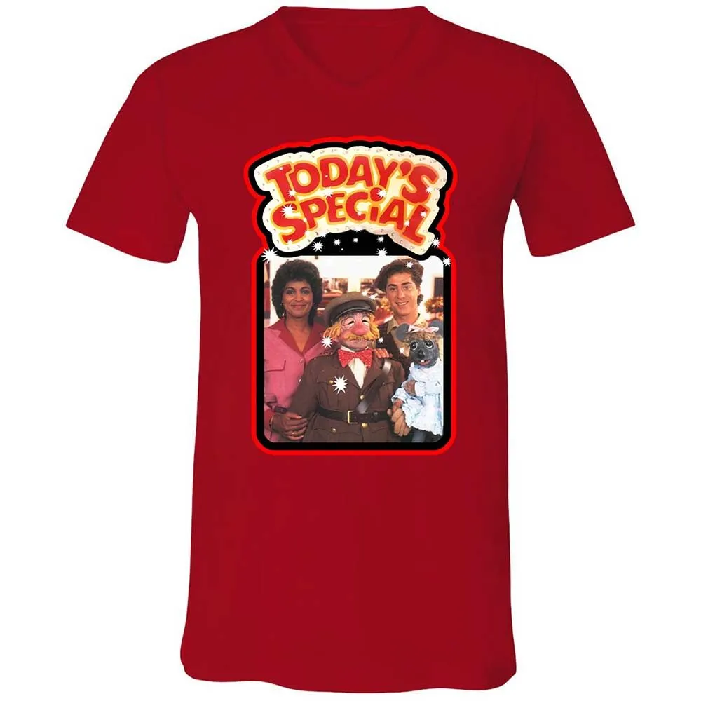 Unisex V-Neck T-Shirt - 3SAXVY7Q - Red - 5