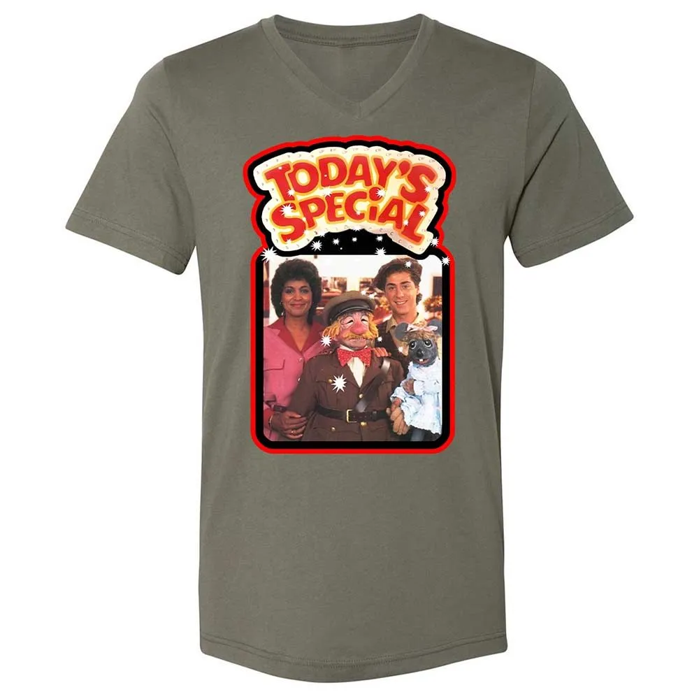 Unisex V-Neck T-Shirt - 3SAXVY7Q - Military Green - 15